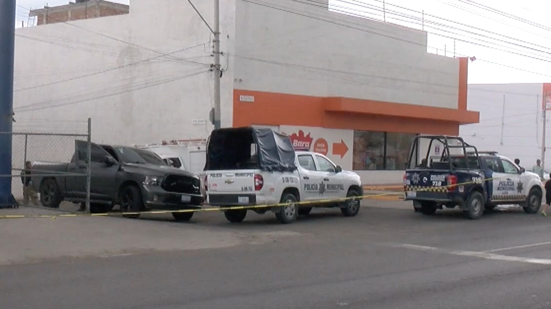 Dentro de Una Caja de Madera, Dejan un Cuerpo en la Colonia Santa Clara en León
